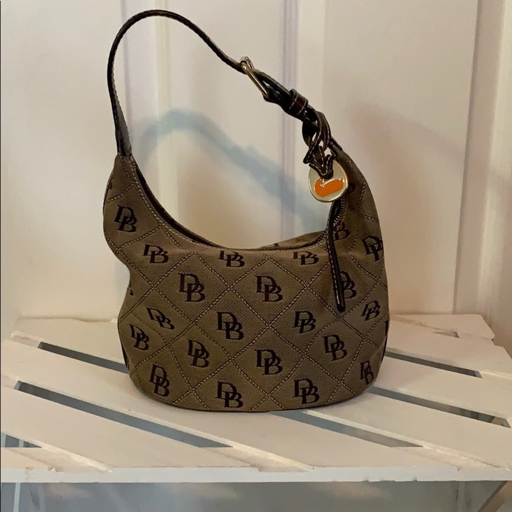 Dooney & Bourke Purse - Picture 1 of 4